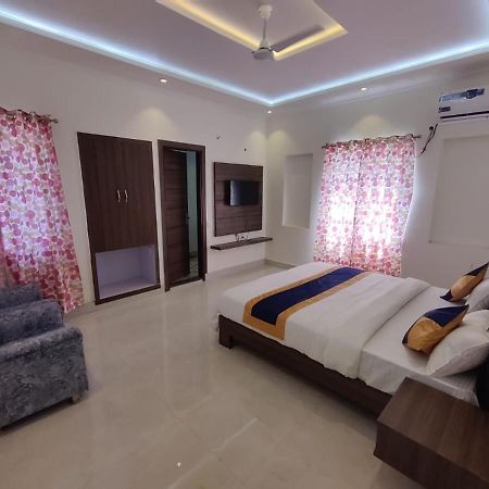 Bhawana Hotel Agra  Zewnętrze zdjęcie