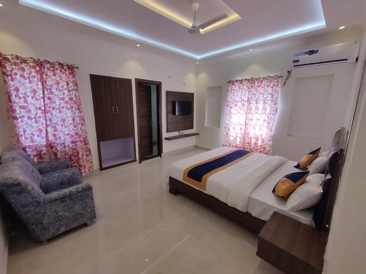 Bhawana Hotel Agra  Zewnętrze zdjęcie